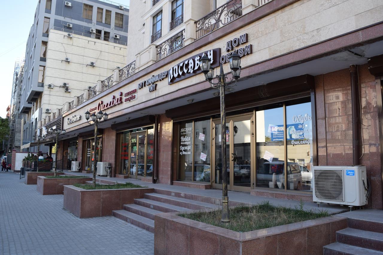 Promenade Boutique Apartment Bishkek Ngoại thất bức ảnh