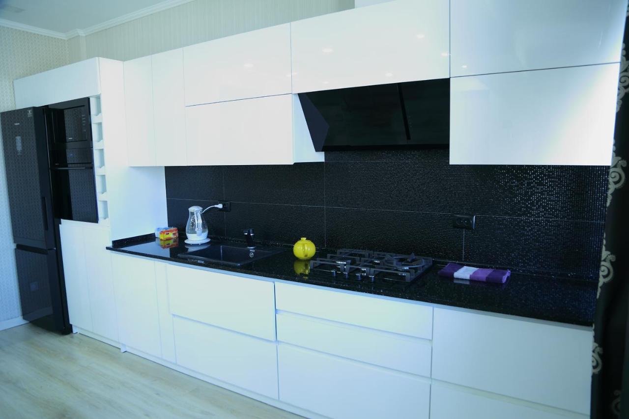 Promenade Boutique Apartment Bishkek Ngoại thất bức ảnh